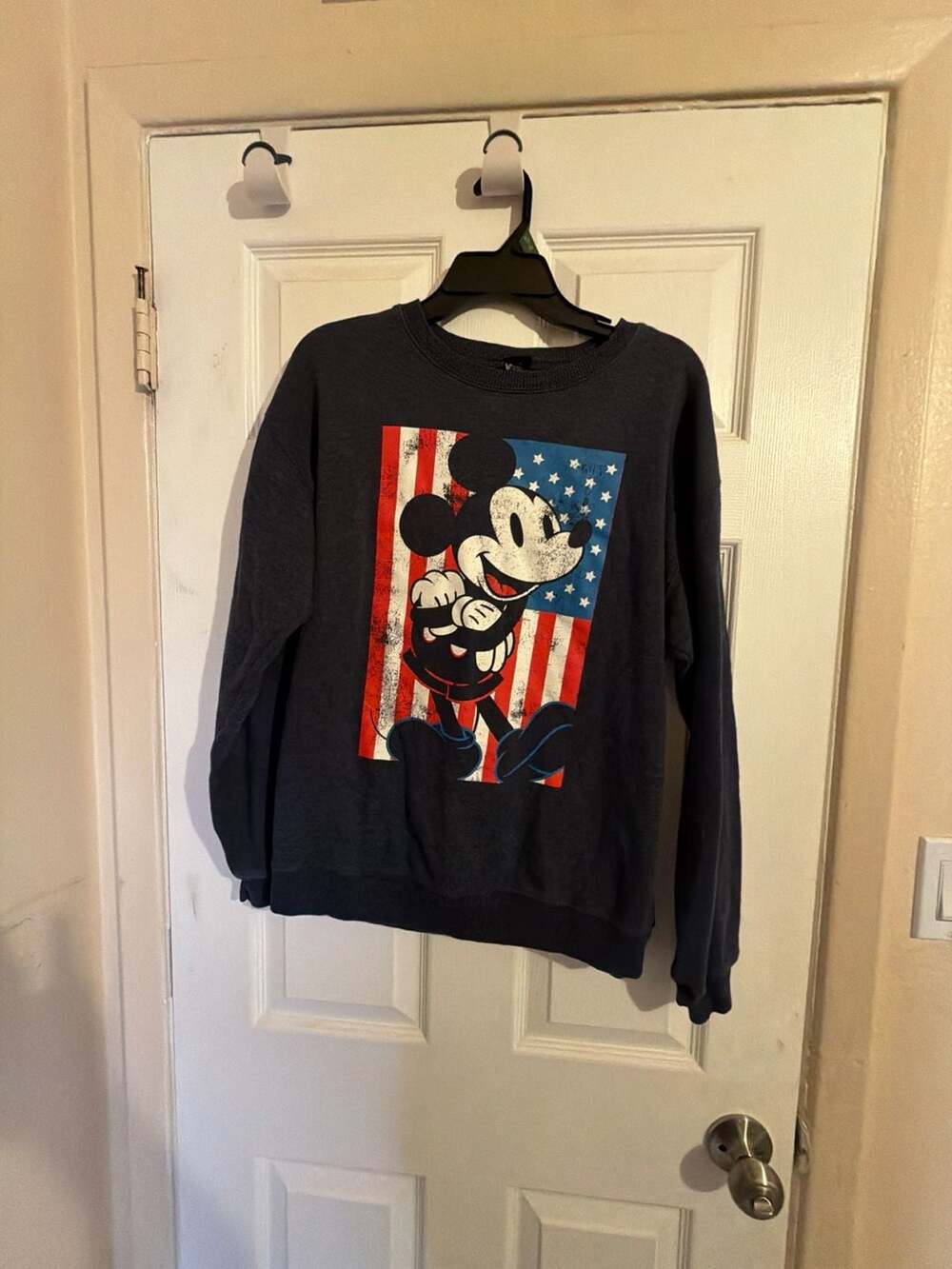 Disney Mickey Mouse American Flag Graphic Sweatshirt Size M